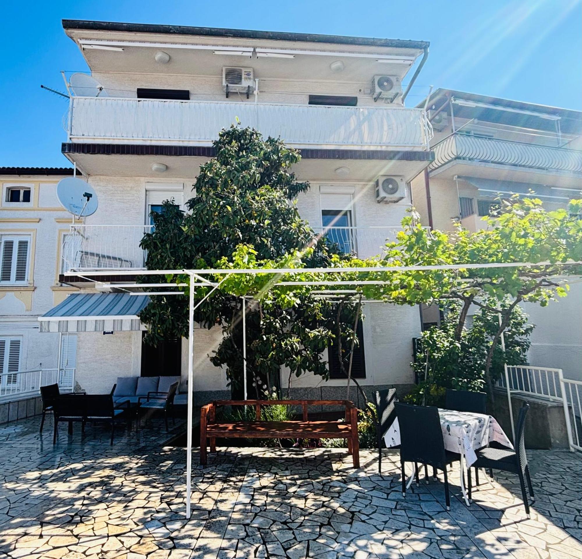 Apartments Del Mare Crikvenica Luaran gambar